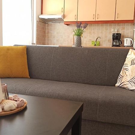 Cozy Flat Close To The Airport/Port And Center Nea Alikarnassos Kültér fotó